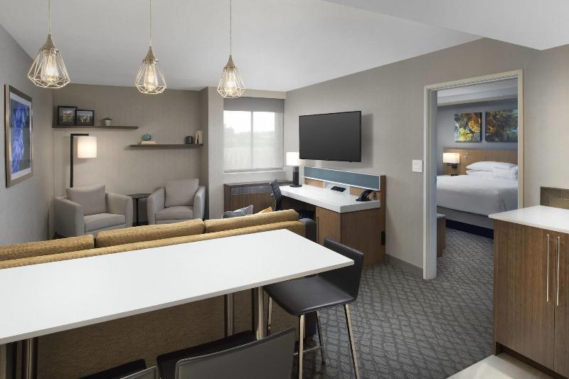 Delta Hotels Seattle Everett image