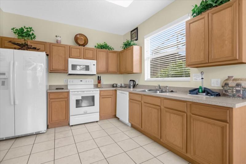 Calabay Parc Homes image