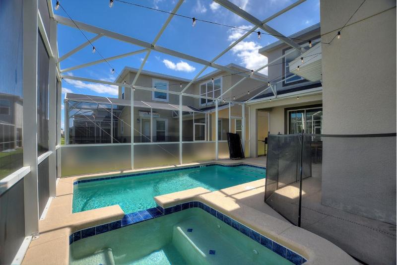Disney Area Platinum Homes image