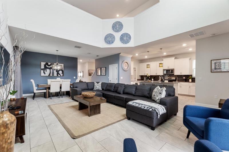 Disney Area Platinum Homes image
