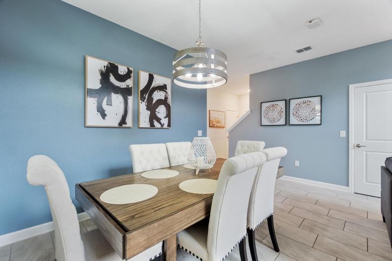 Disney Area Platinum Homes image