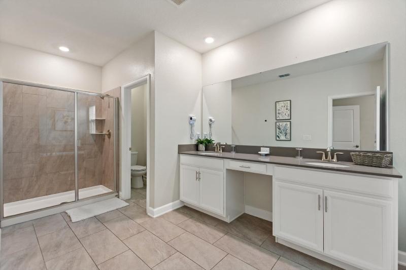 Disney Area Platinum Homes image