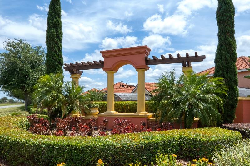 Solana Resort Homes image