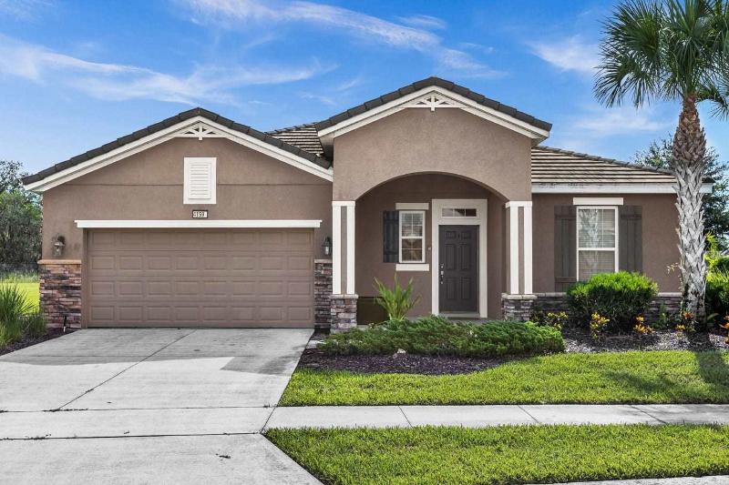 Disney Area Executive Plus Homes