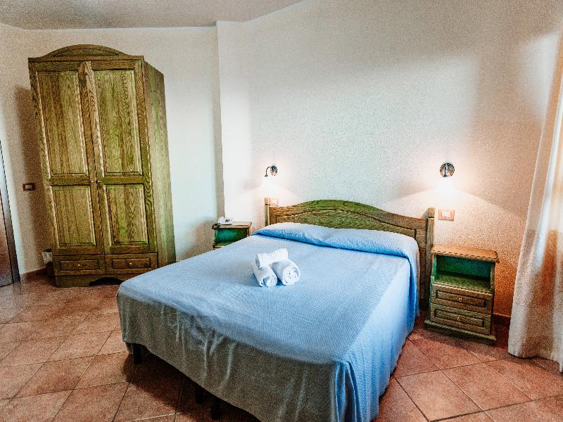 DOUBLE CLASSIC ROOM