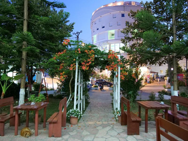 Hotel Rixhi image