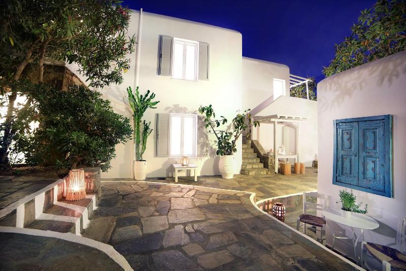 Mykonos Town Suites - Image 2