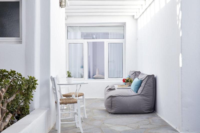 Mykonos Town Suites - Image 9