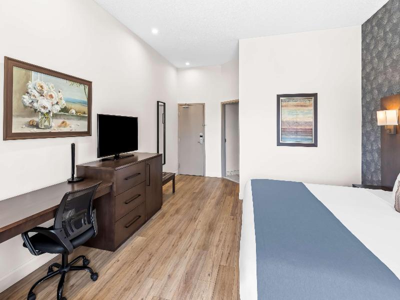 Best Western Plus Montreal East image