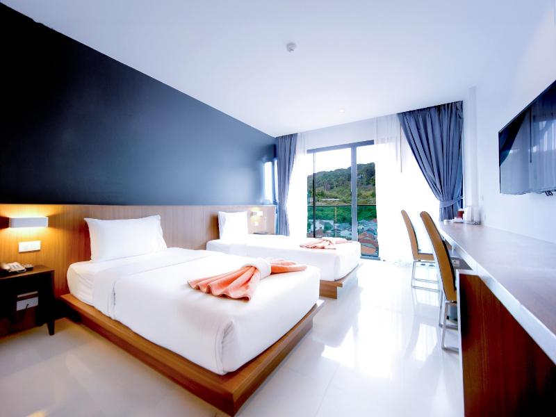 Phoenix Grand Hotel image