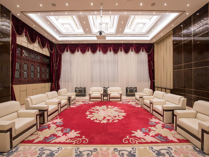 Royal Garden Hotel Shanghai-New Expo Center/PVG image