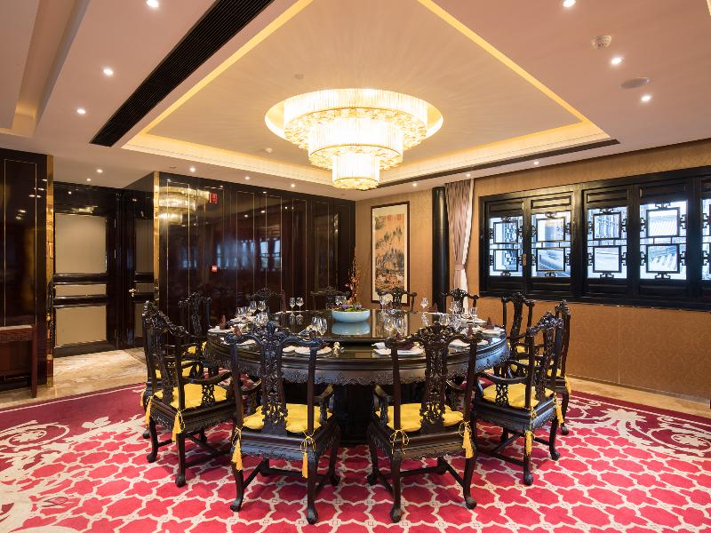 Royal Garden Hotel Shanghai-New Expo Center/PVG image