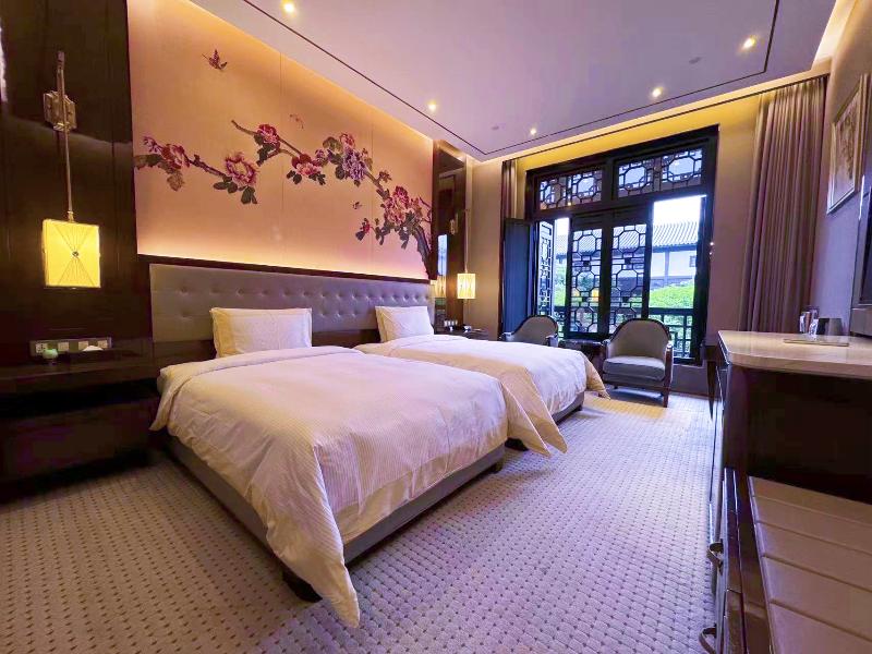 Royal Garden Hotel Shanghai-New Expo Center/PVG image