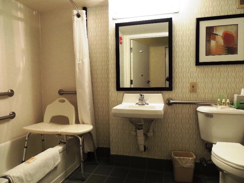Holiday Inn Portland- I-5 S (Wilsonville) photo 15