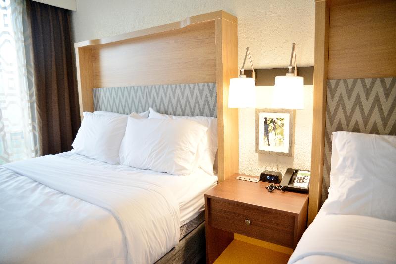 Holiday Inn Portland- I-5 S (Wilsonville) photo 24