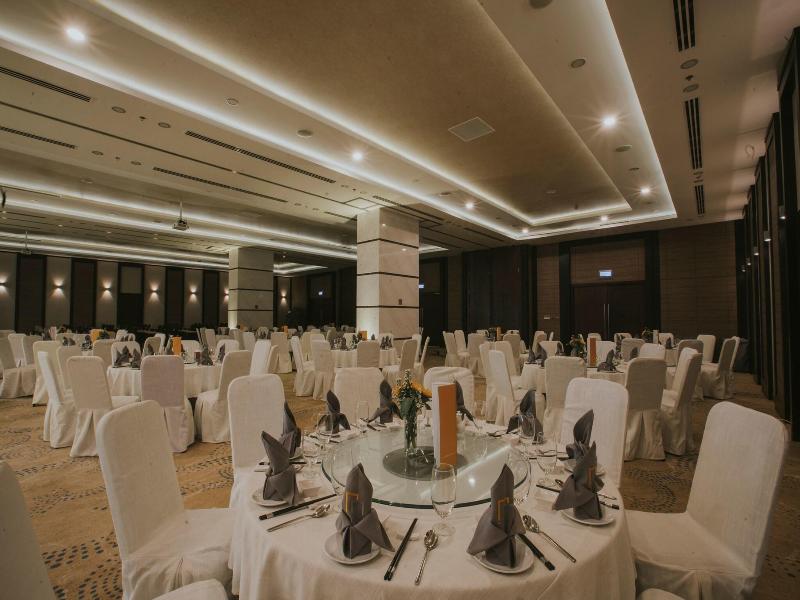 Malibu Hotel Vung Tau image
