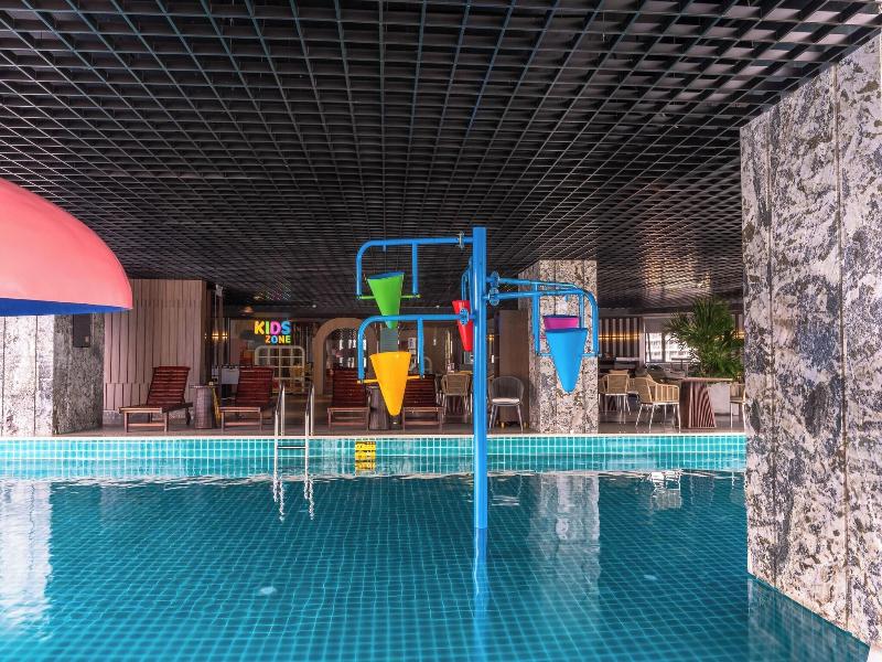 Malibu Hotel Vung Tau image