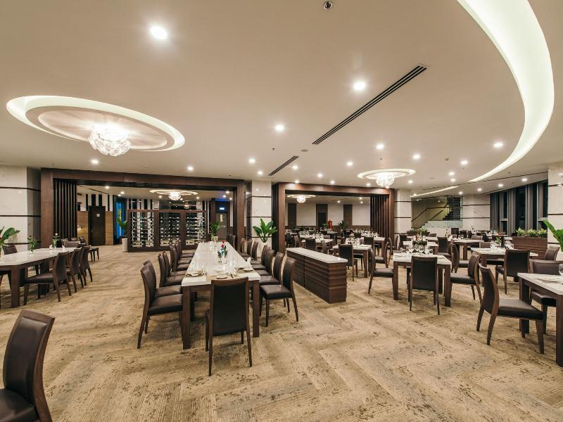 Malibu Hotel Vung Tau image