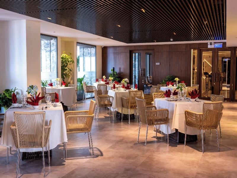 Malibu Hotel Vung Tau image