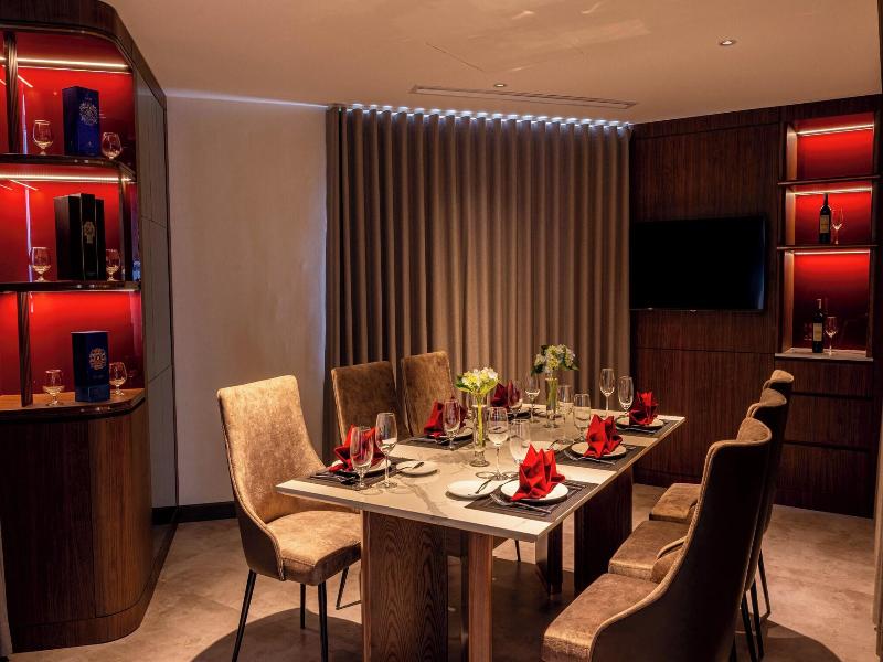 Malibu Hotel Vung Tau image