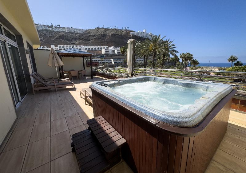 Holiday Club Playa Amadores image