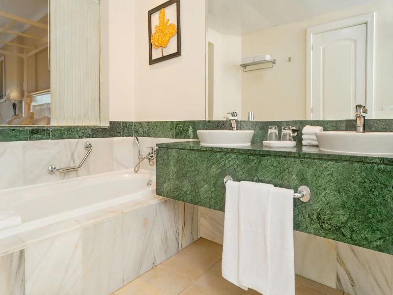 Bahia Principe Escape Aquamarine Hyatt Incl Col AO image