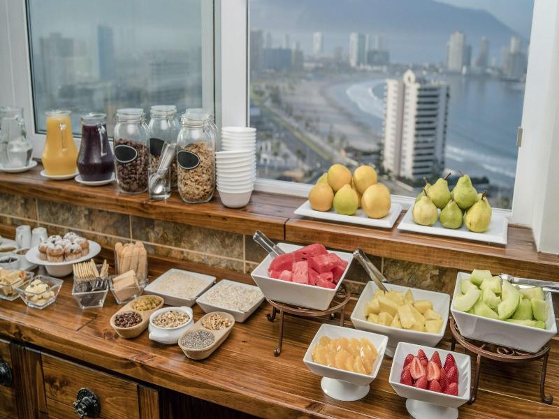 Gran Cavancha Hotel & Apartment image