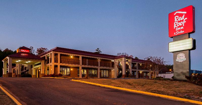 Red Roof Inn & Suites Scottsboro image
