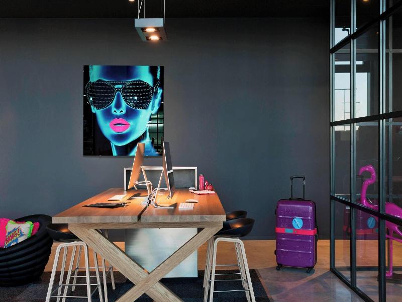 MOXY Vienna Airport image