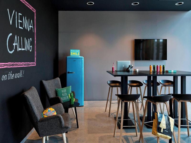 MOXY Vienna Airport image