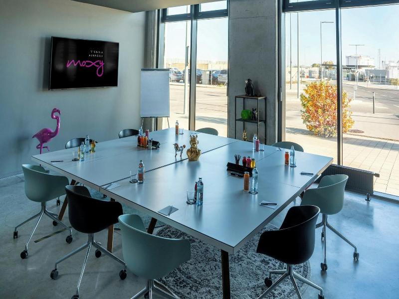 MOXY Vienna Airport image