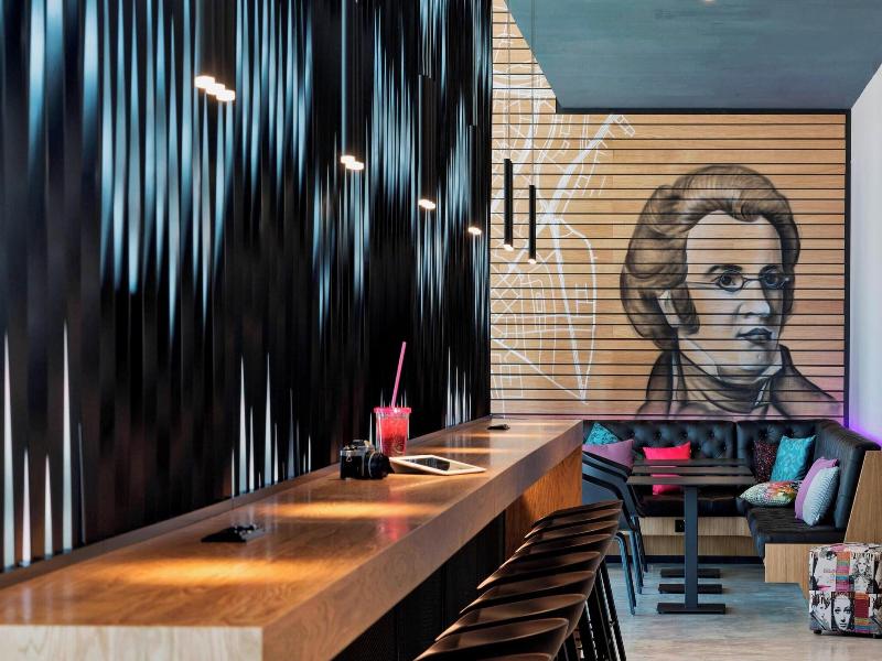 MOXY Vienna Airport image