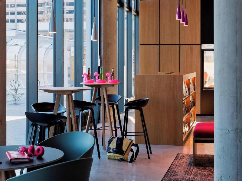 MOXY Vienna Airport image