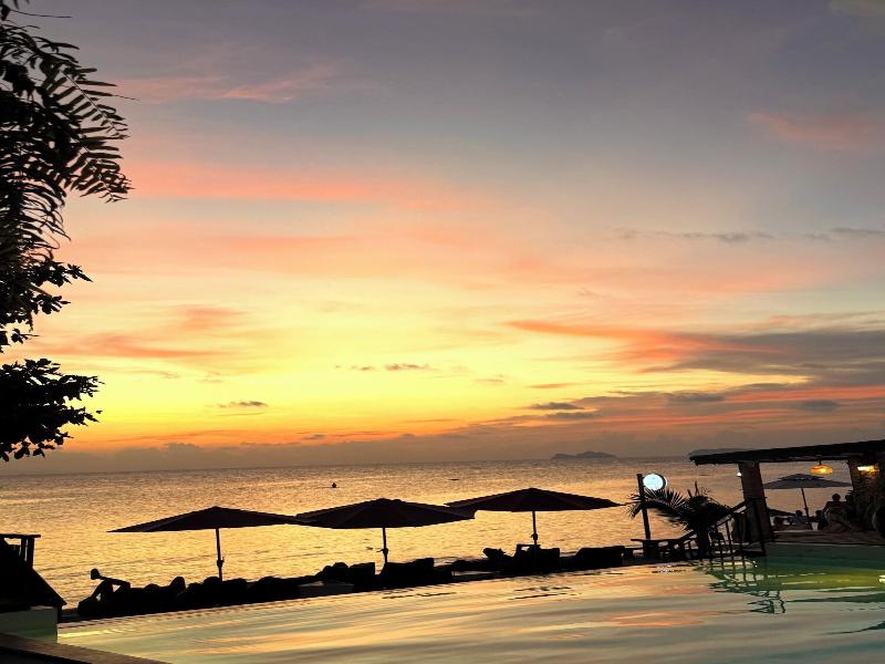 Sunset Beach Villa image