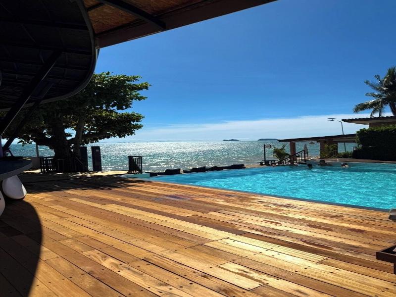 Sunset Beach Villa image