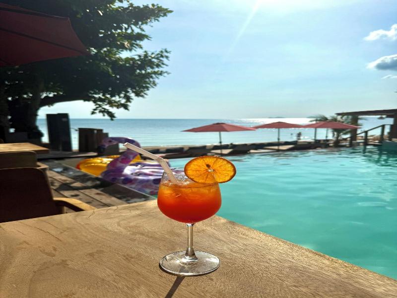 Sunset Beach Villa image