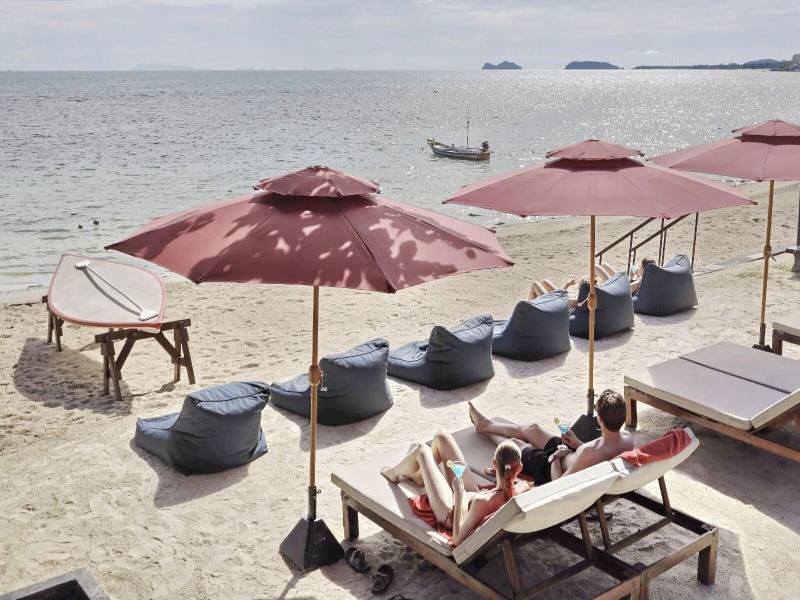 Sunset Beach Villa image