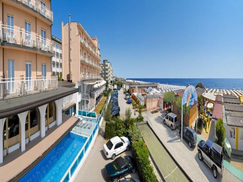 Hotel Dea image