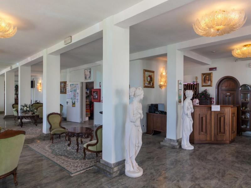 Hotel Dea image
