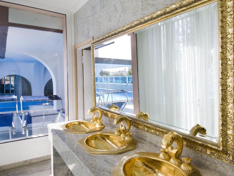 Hotel Dea image