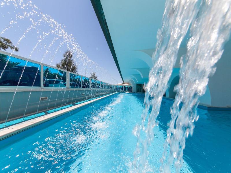 Hotel Dea image