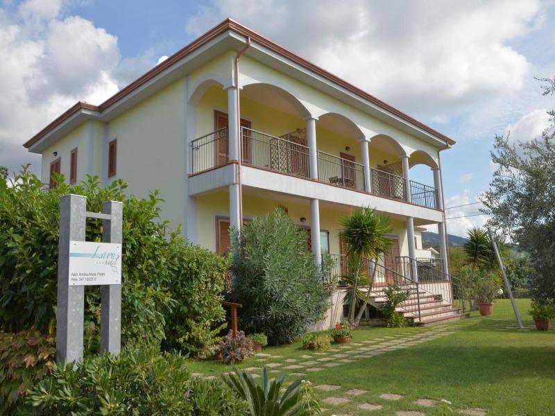Hotel Larus image