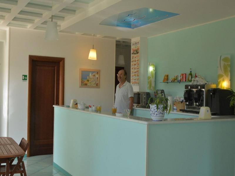 Hotel Larus image