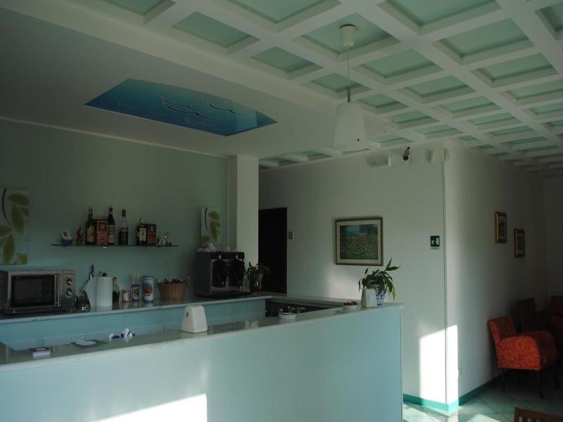 Hotel Larus image