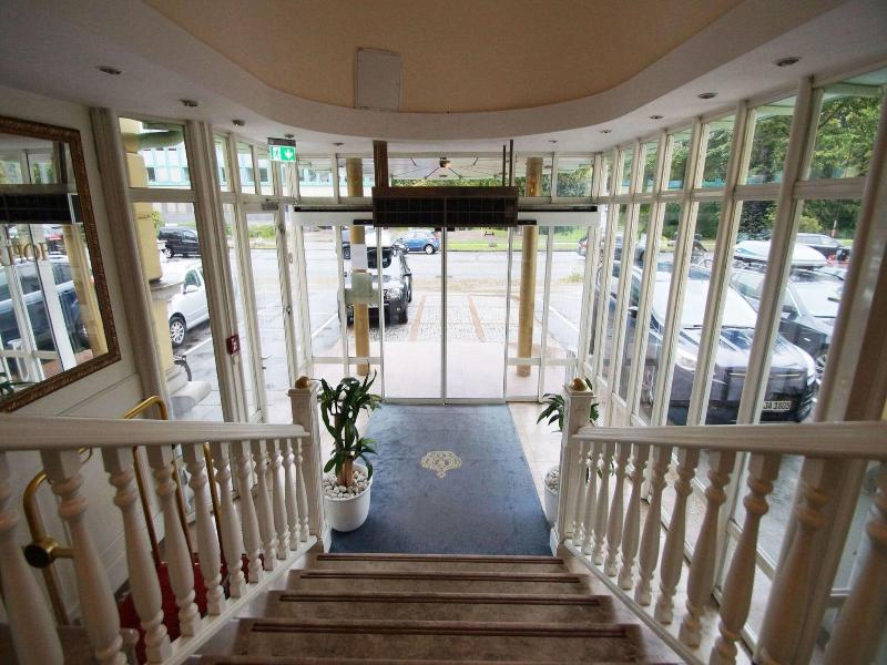 Hotel Kaiserhof image