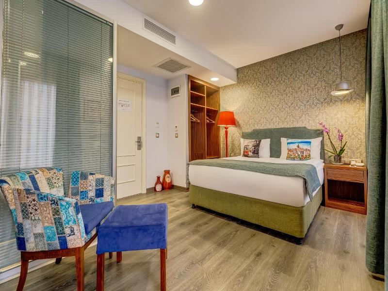 Sometimes Hotel Taksim image