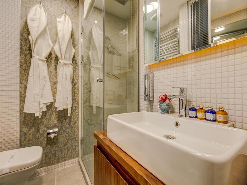 Sometimes Hotel Taksim image