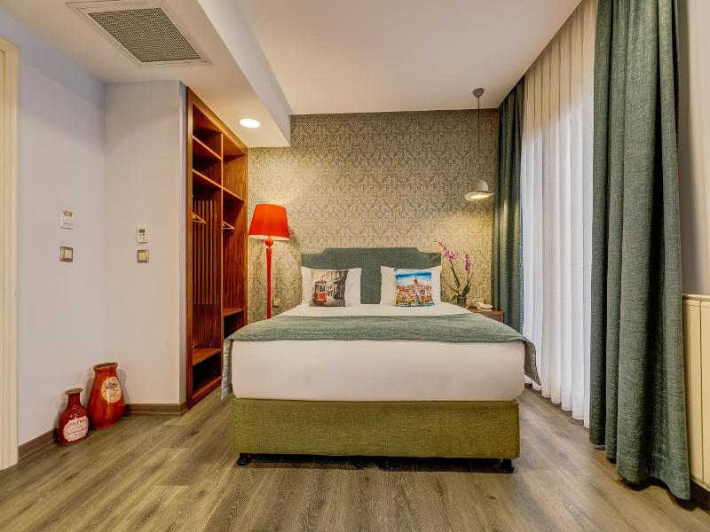 Sometimes Hotel Taksim image