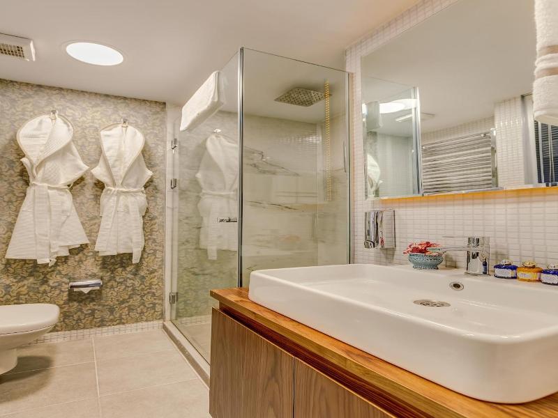 Sometimes Hotel Taksim image