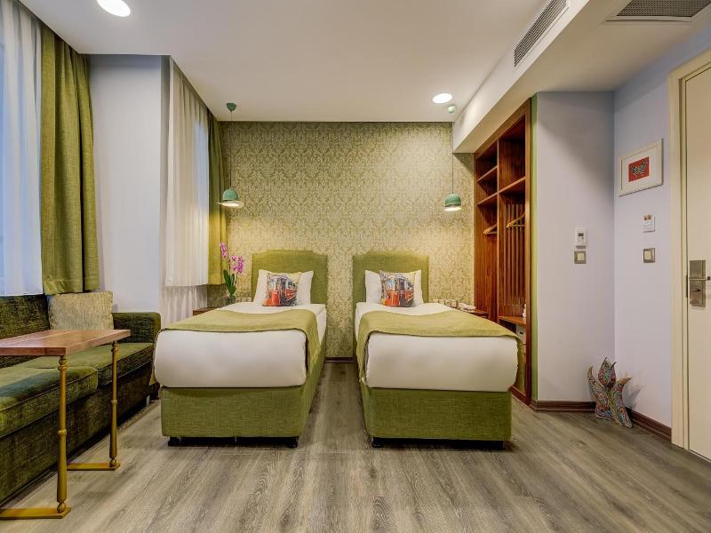 Sometimes Hotel Taksim image